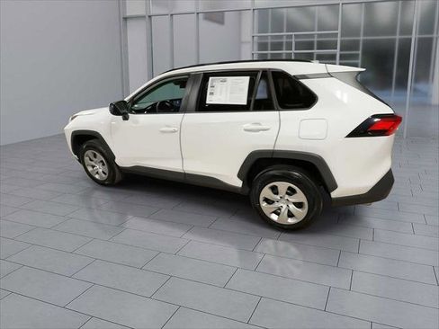 Certified 2019 Toyota RAV4 LE image 6