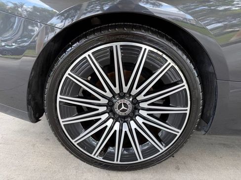 Used 2025 Mercedes-Benz CLE 300 4MATIC Coupe w/ AMG Line image 21