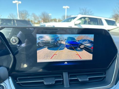 New 2026 Chevrolet Trax LT w/ Driver Confidence Package image 16