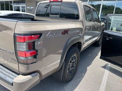 Used 2022 Nissan Frontier PRO-4X w/ Pro-4X Premium Package AWD/4WD image 3