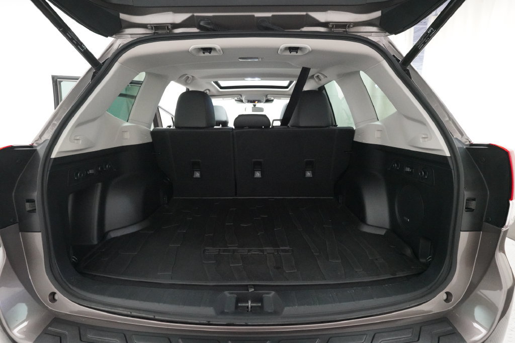 Used 2023 Subaru Forester Limited AWD/4WD image 10