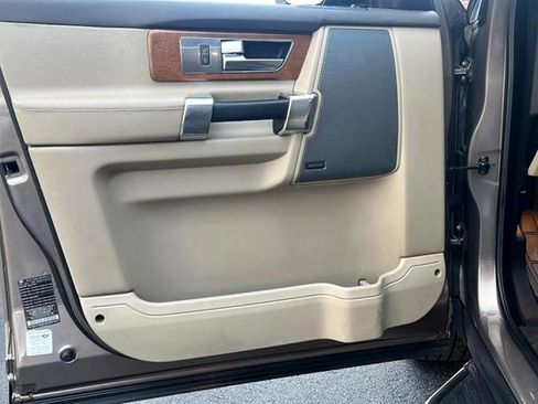 Used 2016 Land Rover LR4 HSE image 38