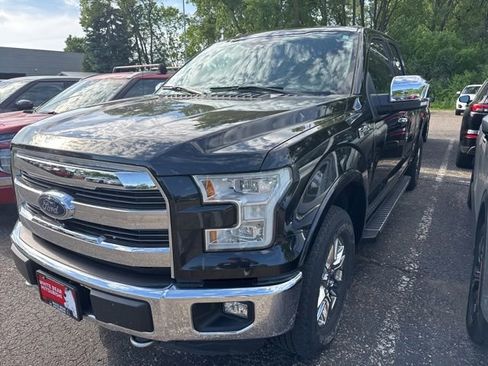 Used 2015 Ford F150 Lariat w/ Equipment Group 502A Luxury AWD/4WD image 4