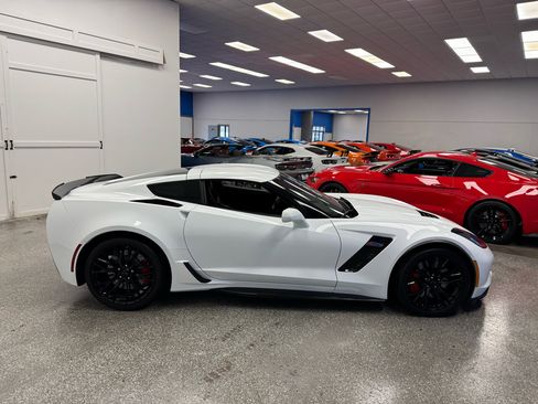 Used 2019 Chevrolet Corvette Z06 image 6