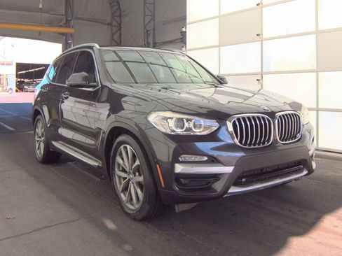 Used 2019 BMW X3 sDrive30i image 4