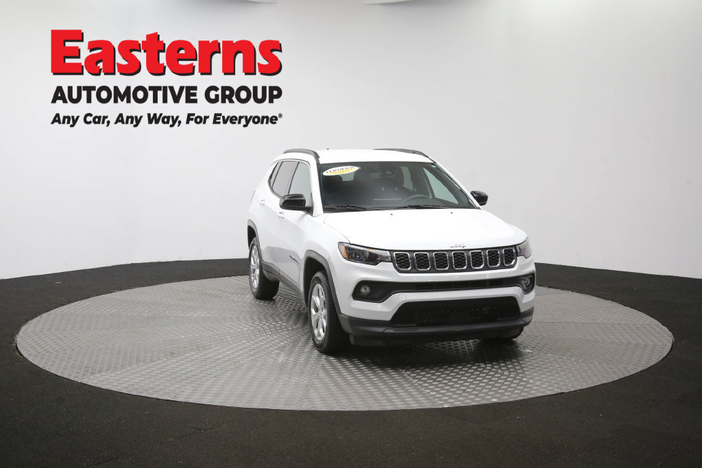 Used 2024 Jeep Compass Latitude AWD/4WD image 48