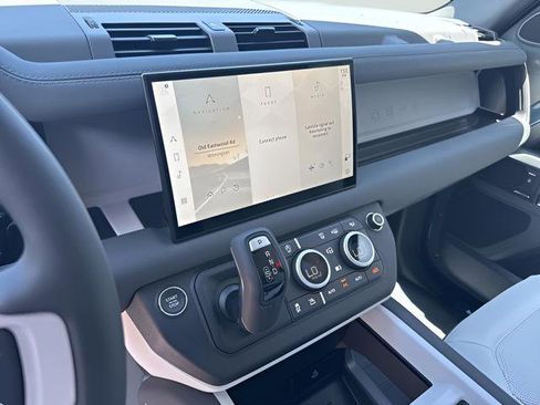 Certified 2025 Land Rover Defender 110 S AWD/4WD image 23