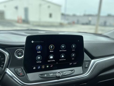 Used 2025 Chevrolet Blazer LT AWD/4WD image 18