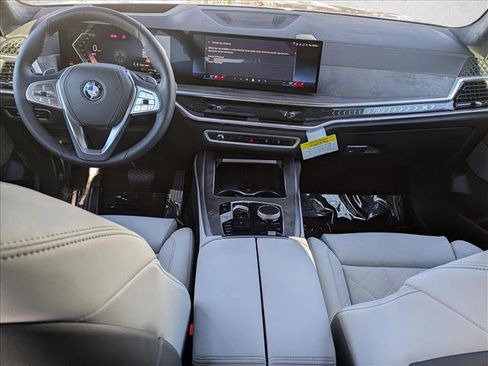 New 2026 BMW X7 xDrive40i image 16