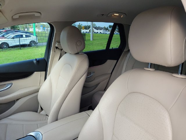 Used 2022 Mercedes-Benz GLC 300 4MATIC image 19