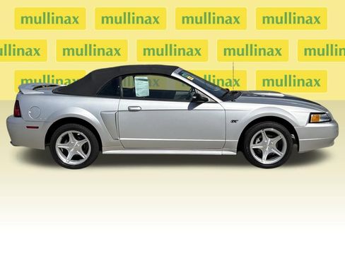 Used 2000 Ford Mustang GT image 2