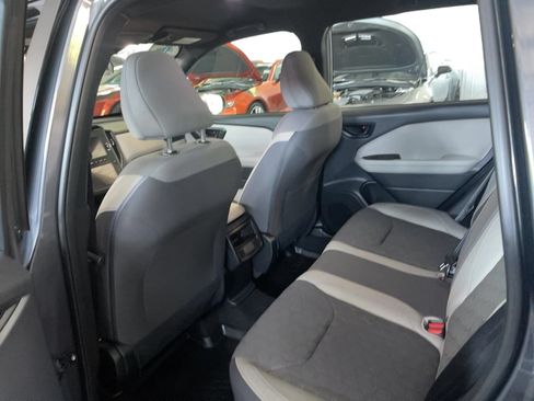 Used 2025 Subaru Forester AWD/4WD image 20