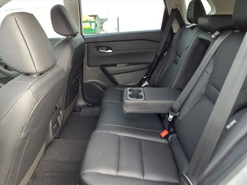 New 2026 Nissan Rogue SV image 28