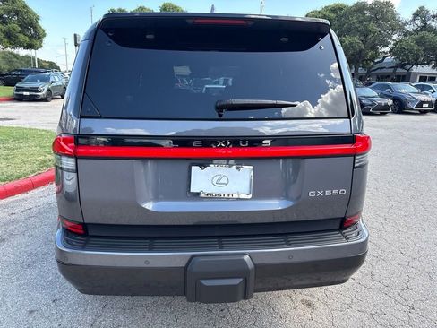 Certified 2025 Lexus GX 550 w/ Accessory Package (Z1) AWD/4WD image 4