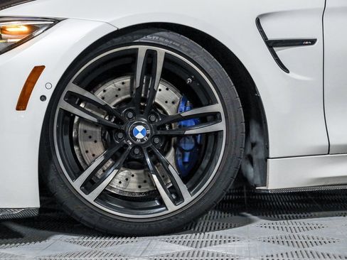 Used 2019 BMW M4 Coupe w/ Competition Package image 12