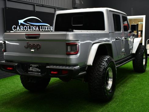 Used 2020 Jeep Gladiator Rubicon AWD/4WD image 16