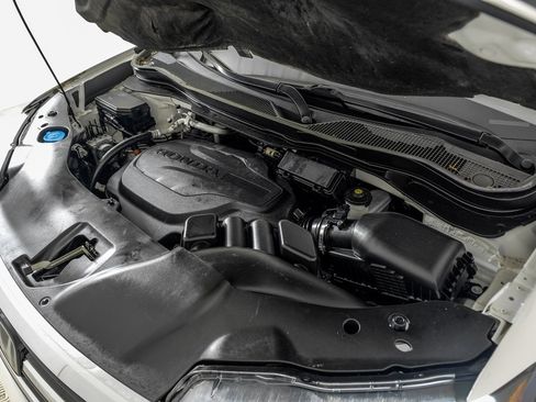 Used 2018 Honda Pilot Elite image 50