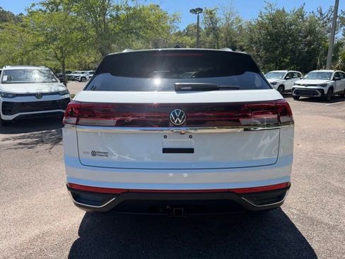 New 2026 Volkswagen Atlas Cross Sport SE FWD image 5