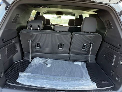 New 2026 Chevrolet Traverse LT w/ Driver Confidence Package image 20