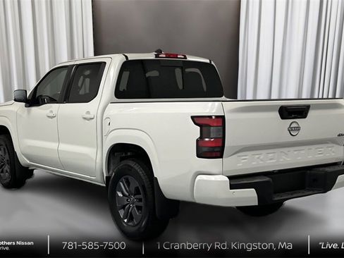 New 2025 Nissan Frontier SV image 7