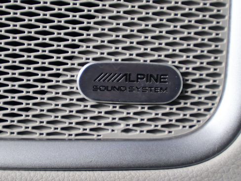 Used 2023 Jeep Compass Latitude w/ Sun and Sound Group image 31