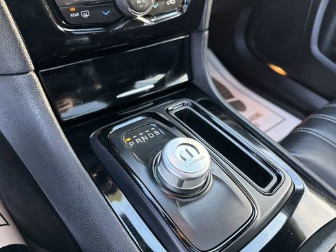 Used 2019 Chrysler 300 S w/ 300S Premium Group image 27