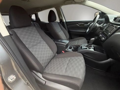 Used 2019 Nissan Rogue Sport SV FWD image 30