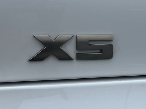 Used 2022 BMW X5 M50i w/ Executive Package image 11