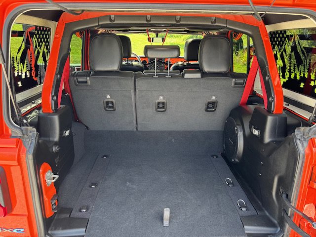 Used 2023 Jeep Wrangler Unlimited Rubicon 4xe AWD/4WD image 9