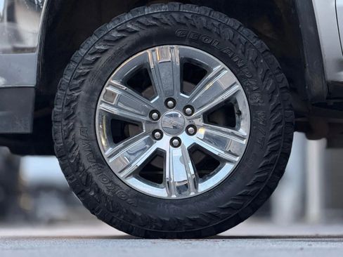 Used 2018 GMC Sierra 1500 SLT image 26