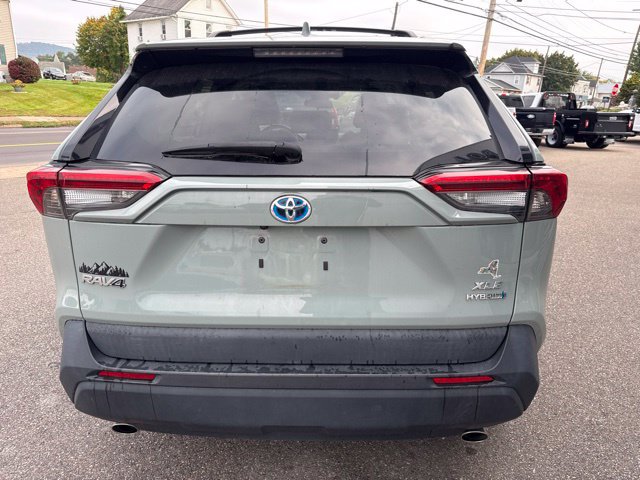 Used 2021 Toyota RAV4 XLE Premium AWD/4WD image 7
