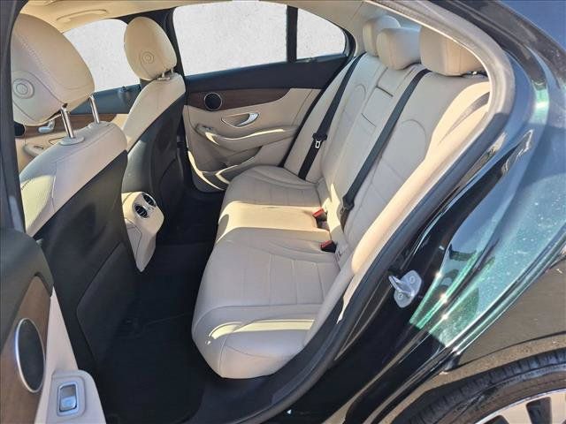 Used 2019 Mercedes-Benz C 300 Sedan image 11