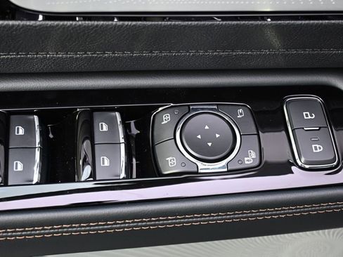 New 2026 Lincoln Aviator Reserve AWD/4WD image 24