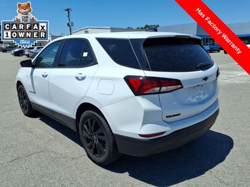 Used 2024 Chevrolet Equinox LS w/ LS Convenience Package FWD image 3