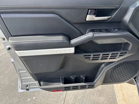 Used 2024 Toyota Tacoma TRD Sport image 10