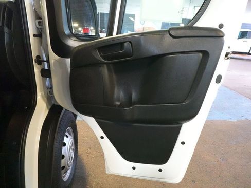 Used 2023 RAM ProMaster 2500 w/ Premium Convenience Group (B) FWD image 26