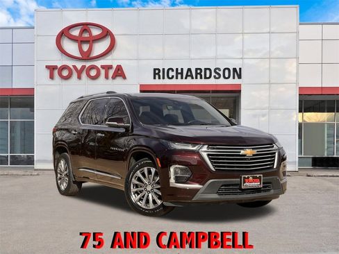 Used 2023 Chevrolet Traverse Premier image 1