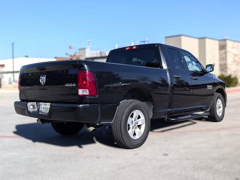 Used 2017 RAM 1500 Express image 10