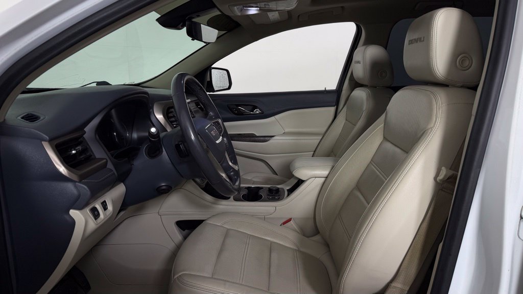 Used 2020 GMC Acadia Denali AWD/4WD image 18
