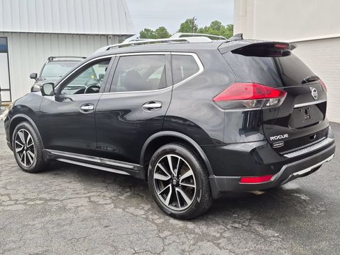 Used 2020 Nissan Rogue SL w/ Premium Package FWD image 3