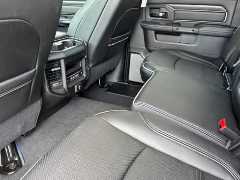 New 2027 RAM 1500 Laramie w/ Night Edition AWD/4WD image 11