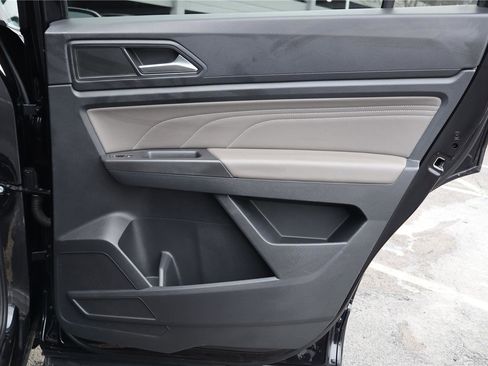 Certified 2023 Volkswagen Atlas Cross Sport SE w/ Black Wheel Package image 29