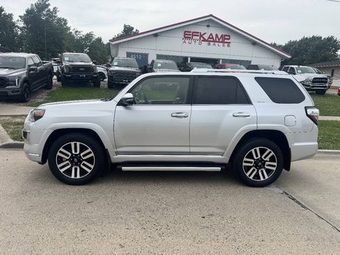 Used 2014 Toyota 4Runner Trail Premium AWD/4WD image 2