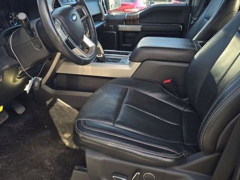 Used 2018 Ford F150 Lariat w/ Equipment Group 502A Luxury image 5