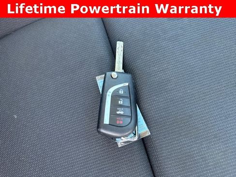 Used 2023 Toyota Corolla LE image 4