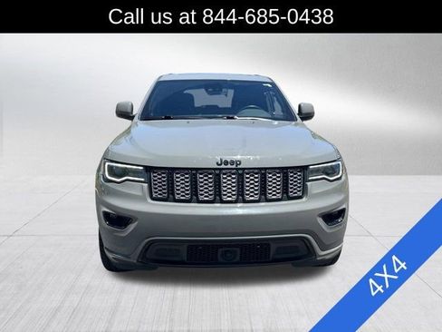 Used 2021 Jeep Grand Cherokee Laredo X AWD/4WD image 2