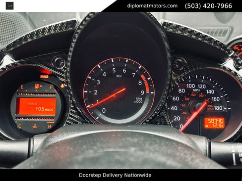 Used 2016 Nissan 370Z Coupe RWD image 25