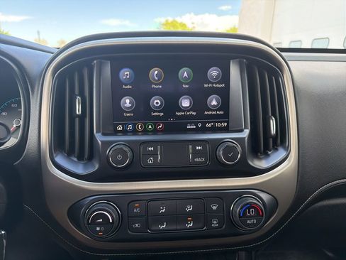 Used 2022 GMC Canyon Denali AWD/4WD image 16