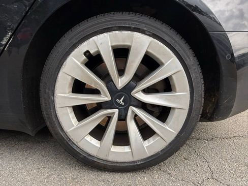 Used 2021 Tesla Model 3 Standard Range Plus RWD image 17