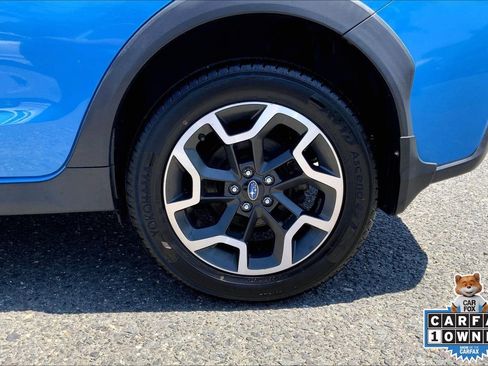 Used 2017 Subaru Crosstrek 2.0i Premium AWD/4WD image 11